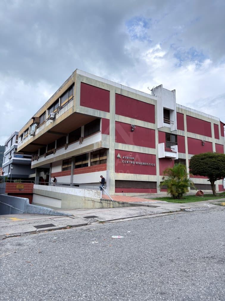 Local en Alquiler -  Av. Andrés Bello - CC Atrium - Mérida - Estado Mérida